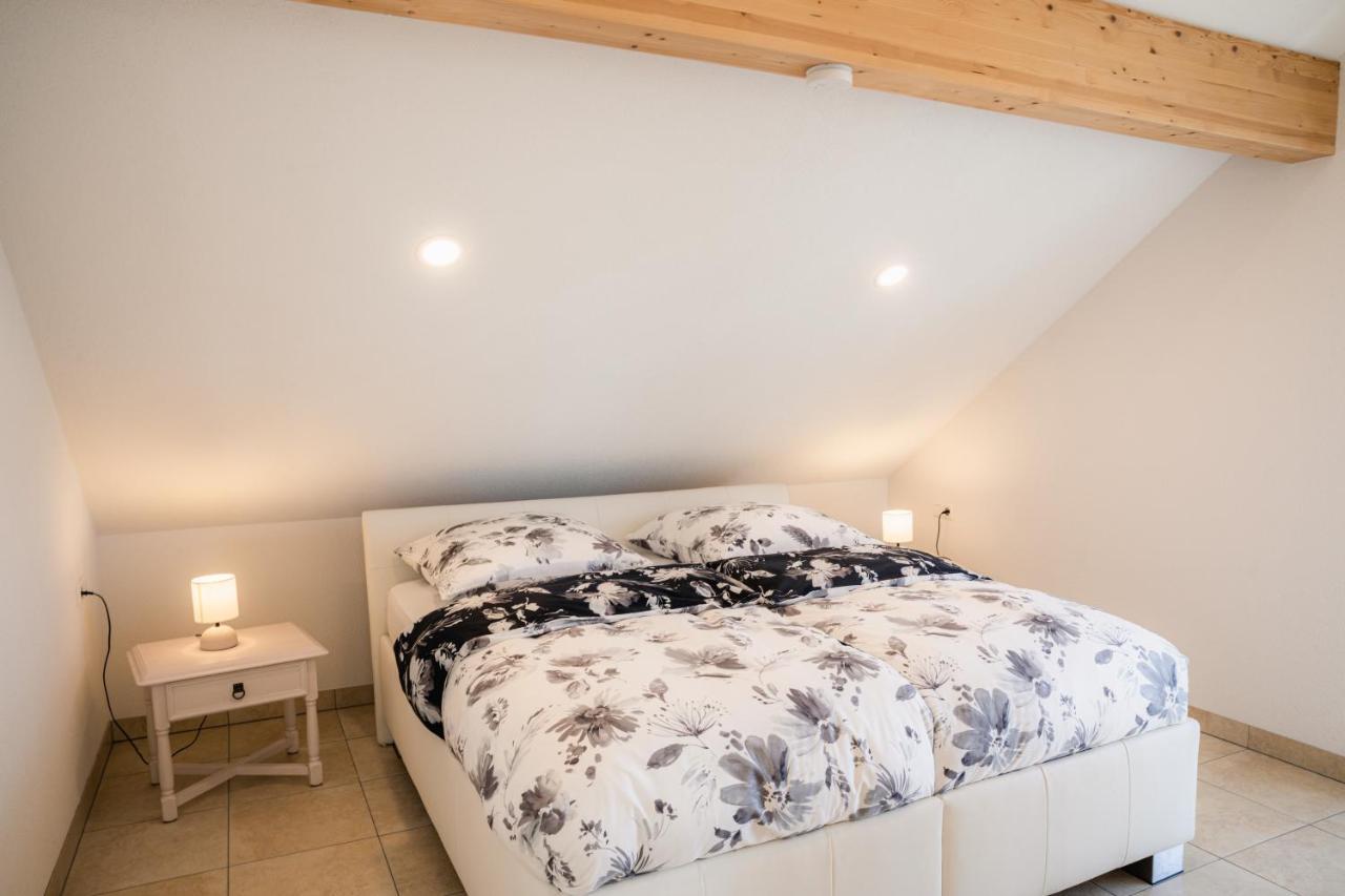 Ferienwohnung Am Zeppelin Hangar FDH Esterno foto
